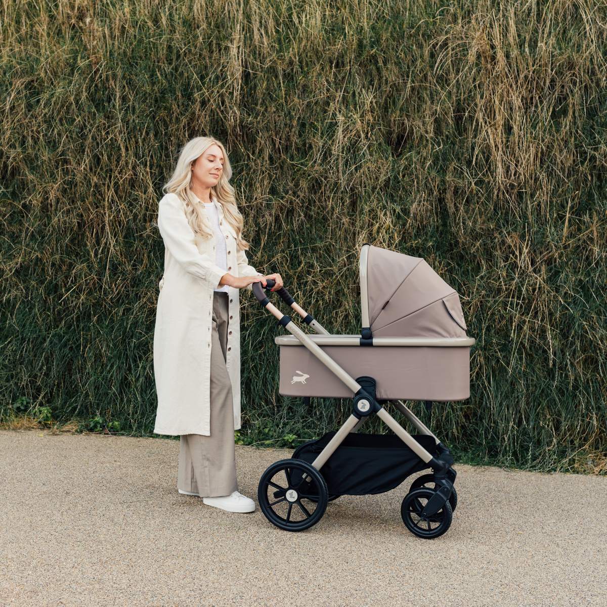 Mama gura Cosatto Giggle 4 kolica sa korpom, dezen Lollop